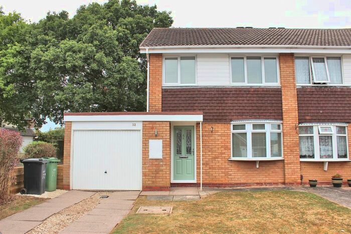 3 Bedroom Semi-Detached House To Rent In Long Mynd, Hayley Green, Halesowen, B63