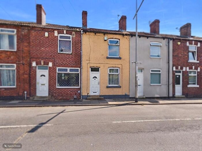 2 Bedroom Terraced House For Sale In Park Lane, Allerton Bywater, Castleford, WF10