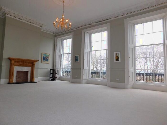 4 Bedroom Flat To Rent In , Royal Terrace, Edinburgh, EH7