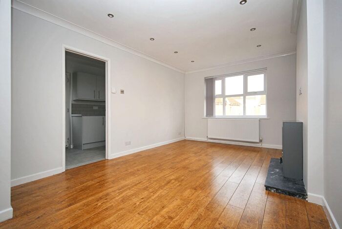2 Bedroom Detached House For Sale In Sandstone Road, Wigan, WN3