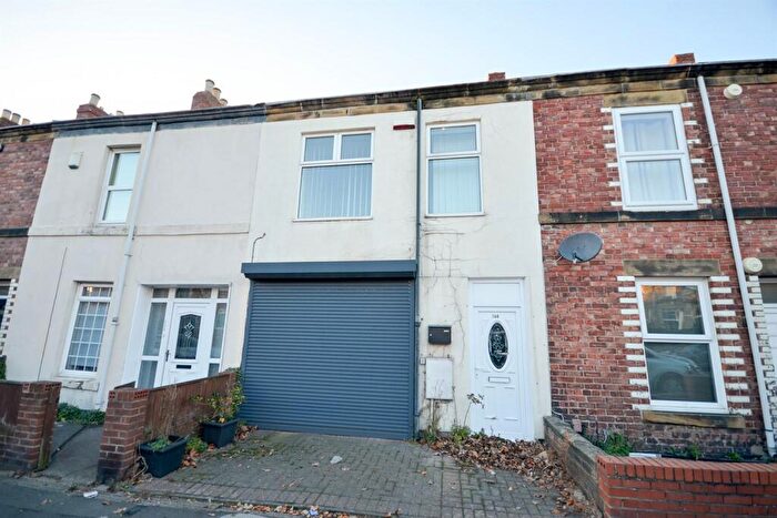 1 Bedroom Flat For Sale In Kells Lane, Low Fell, NE9