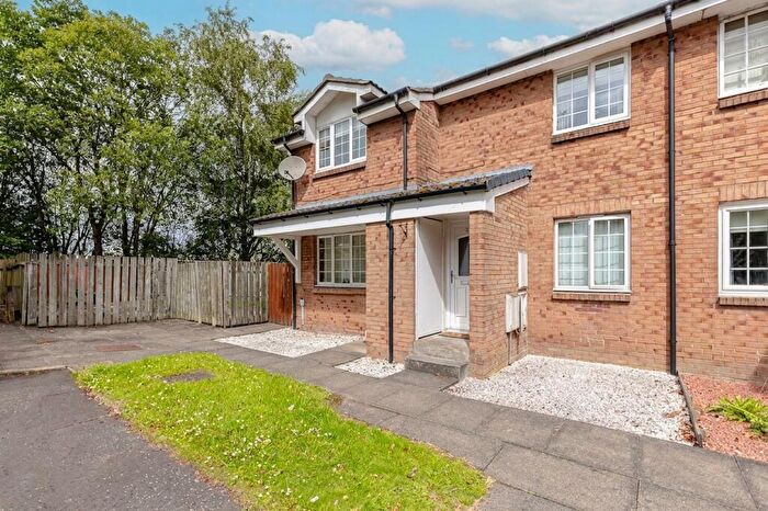 2 Bedroom Flat To Rent In Ewing Drive, Falkirk, FK2