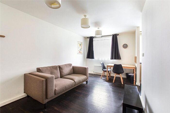 1 Bedroom Apartment To Rent In Marcon Place, Hackney, London, E8