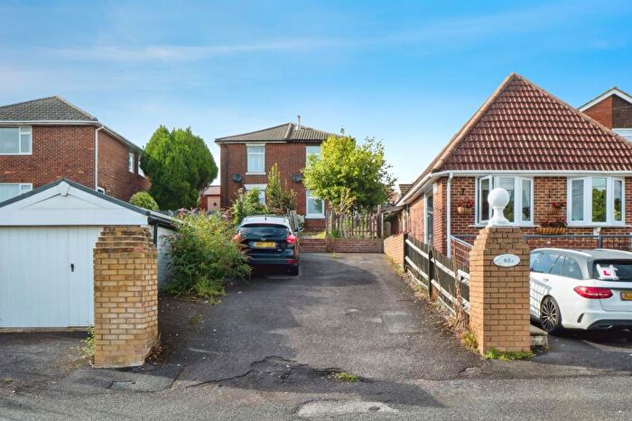 2 Bedroom Semi-Detached House For Sale In Botany Bay Road, Southampton, SO19