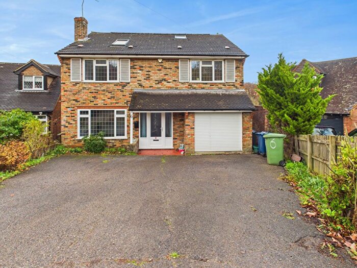 5 Bedroom Detached House For Sale In White House Close, Wooburn Moor, Buckinghamshire, HP10