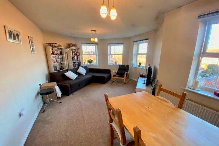 2 Bedroom Flat To Rent In West Bridgford, Nottingham, NG2