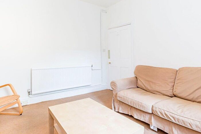 1 Bedroom Flat To Rent In Mornington Terrace, Camden / Regents Park, NW1