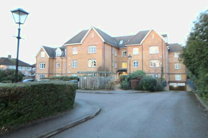 2 Bedroom Flat To Rent In Catherine Place, Harrow/ Harrow On The Hill, HA1