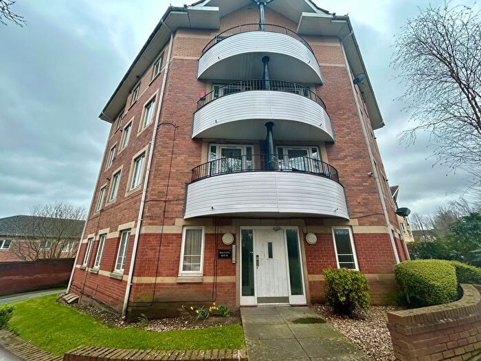 2 Bedroom Flat To Rent In Houston House, Birmingham, B18