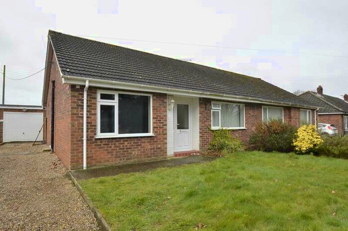 2 Bedroom Bungalow To Rent In Bilney Lane, Norwich, NR10