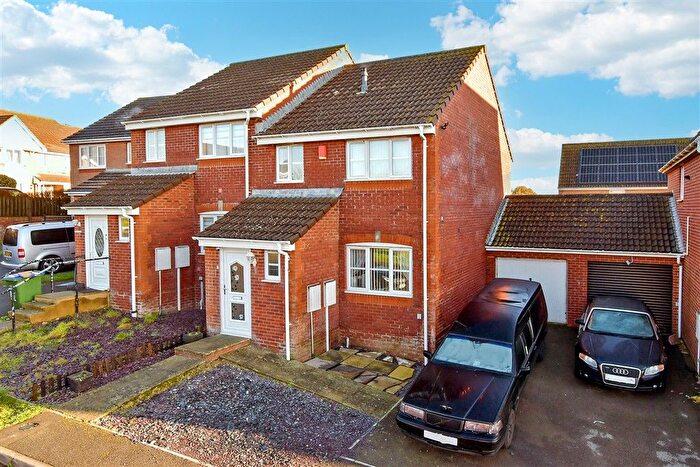 3 Bedroom Semi Detached House For Sale In Hill Top Way, Newhaven, East Sussex, BN9