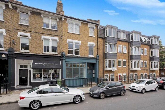 2 Bedroom Flat To Rent In Denmark Road, Camberwell, London, SE5