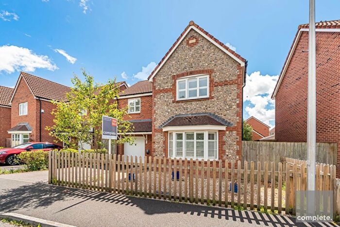 4 Bedroom Detached House For Sale In Copseclose Lane, Cranbrook, Exeter, EX5