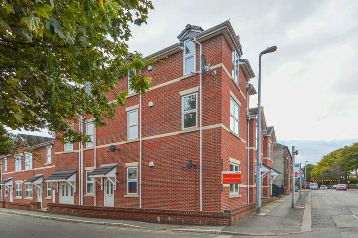 2 Bedroom Apartment To Rent In Fountain Street, Eccles, Manchester, M30
