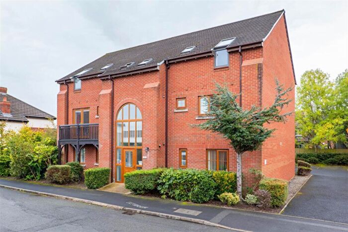 2 Bedroom Apartment For Sale In Jubilee Road, Walmer Bridge, Preston, PR4