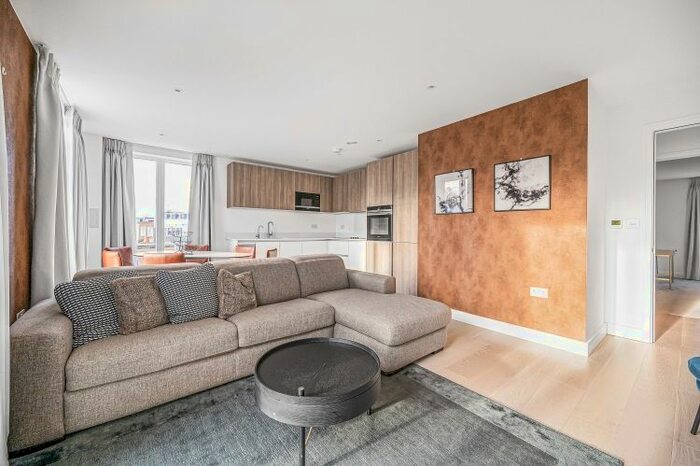 2 Bedroom Flat To Rent In Sinclair Road, London, W14