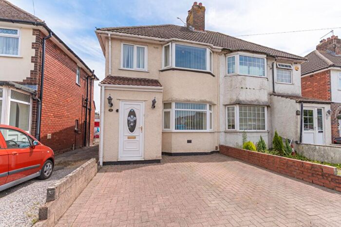 3 Bedroom Semi-Detached House For Sale In Traston Road, Newport, NP19