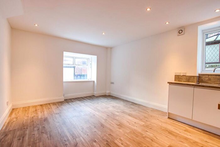 Studio To Rent In Eskdale Terrace, Jesmond, Newcastle Upon Tyne, NE2