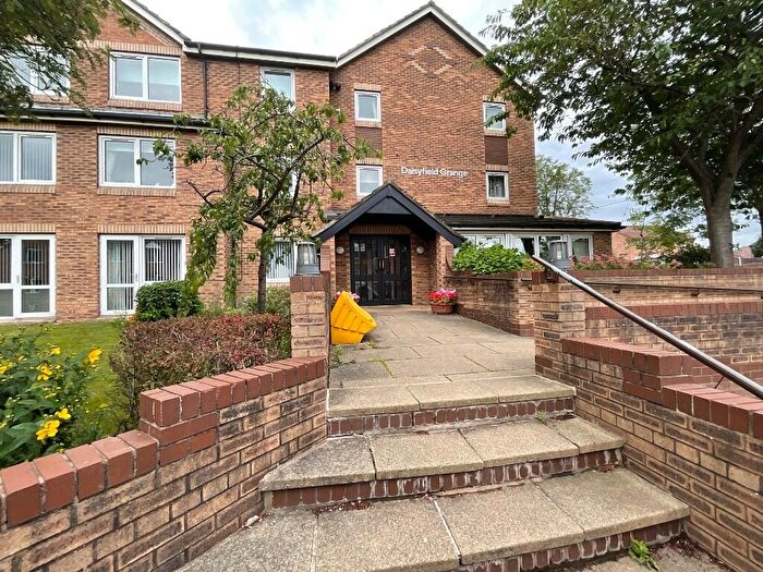 1 Bedroom Flat To Rent In *Over 's Only* One Bedroom, Ground-Floor Flat, Daisyfield Grange, Rossefield Approach, Leeds, West Yorkshire, LS13