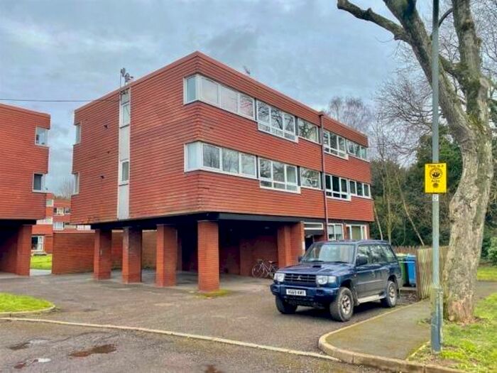 2 Bedroom Apartment To Rent In Cleaver Gardens, Nuneaton, Warwickshire, CV10