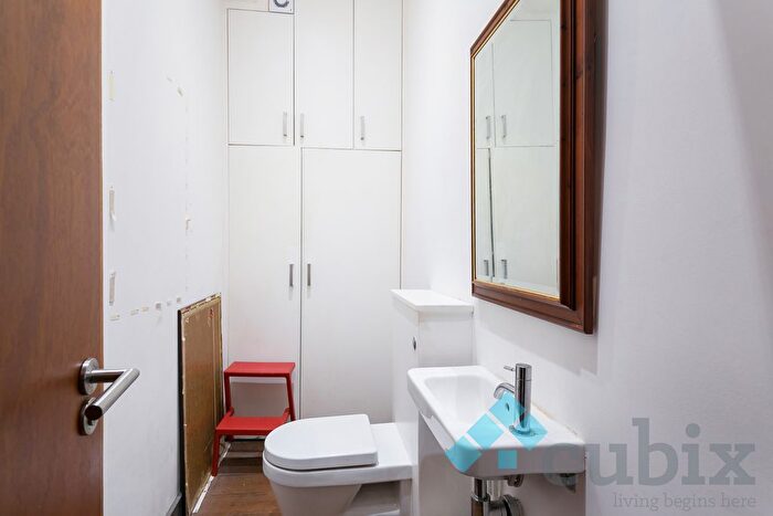 1 Bedroom Flat For Sale In Mason Street, London, SE17