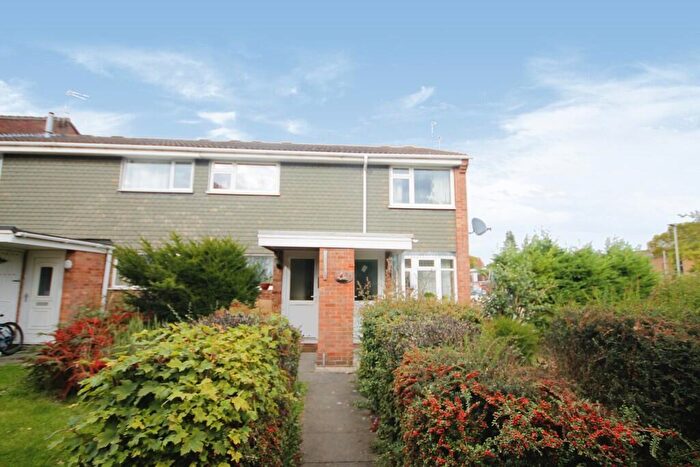 2 Bedroom Maisonette To Rent In Cherryleas Drive, Leicester, LE3