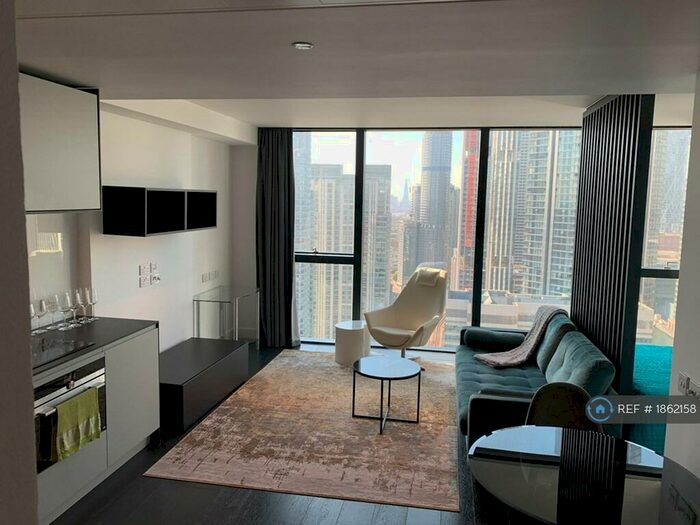 Studio To Rent In Amory Tower, London, E14