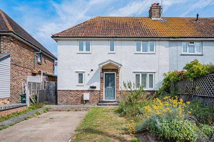 3 Bedroom Semi-Detached House For Sale In New Barn Road, Rottingdean, BN2