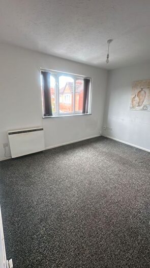 1 Bedroom Flat To Rent In St. Michaels Mews, Oldbury, B69