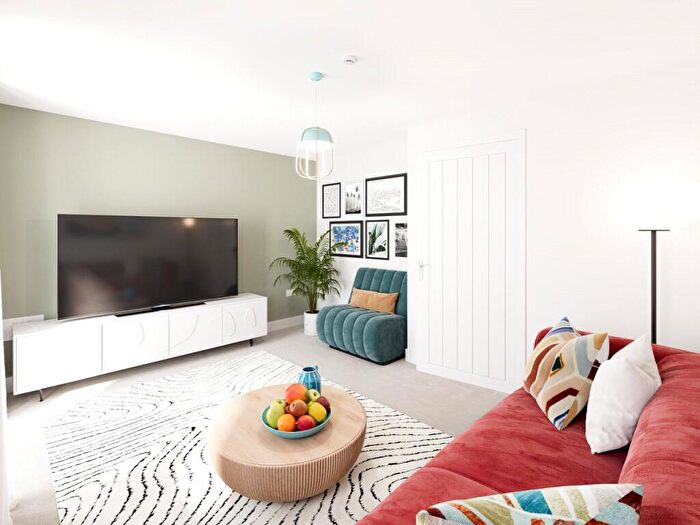 3 Bedroom Terraced House For Sale In Cotswold Avenue, Plymouth, Devon, PL9