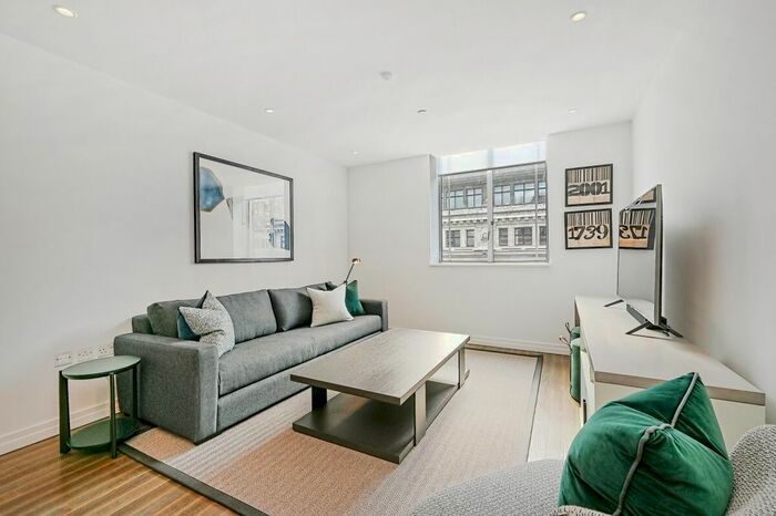 1 Bedroom Flat To Rent In Little Portland Street, London, W1W