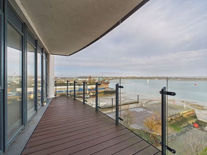 2 Bedroom Flat To Rent In Victory Pier, Gillingham, ME7