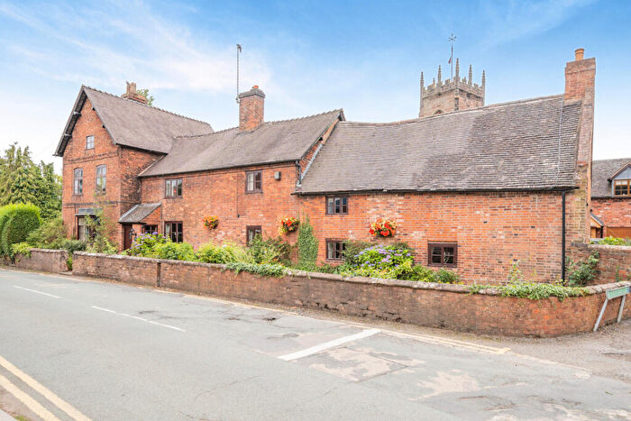 5 Bedroom Semi-Detached House For Sale In Pinfold Lane Penkridge Stafford, Staffordshire, ST19