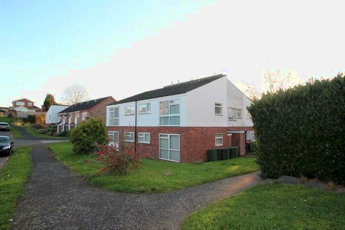 1 Bedroom Flat To Rent In Pennine Road, Bromsgrove, B61
