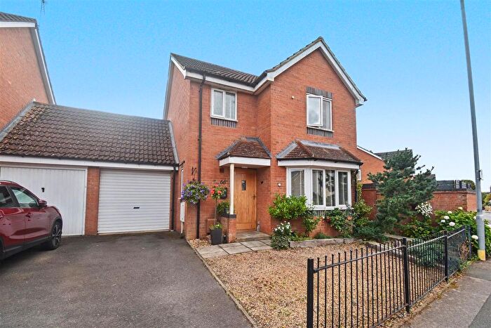 3 Bedroom Detached House For Sale In , Boughton Road, Corby, NN18