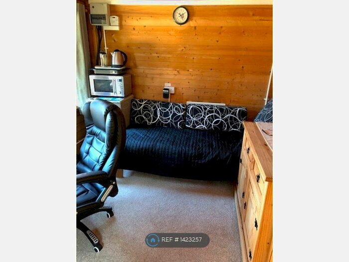 Studio To Rent In Sonning, Sonning, Reading, RG4