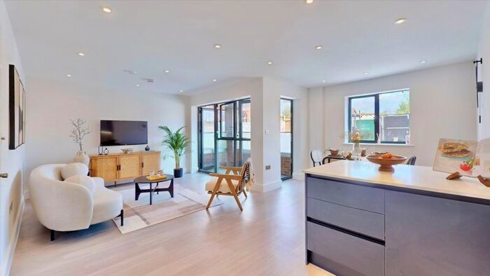 1 Bedroom Flat To Rent In Church Road, Northolt, UB5