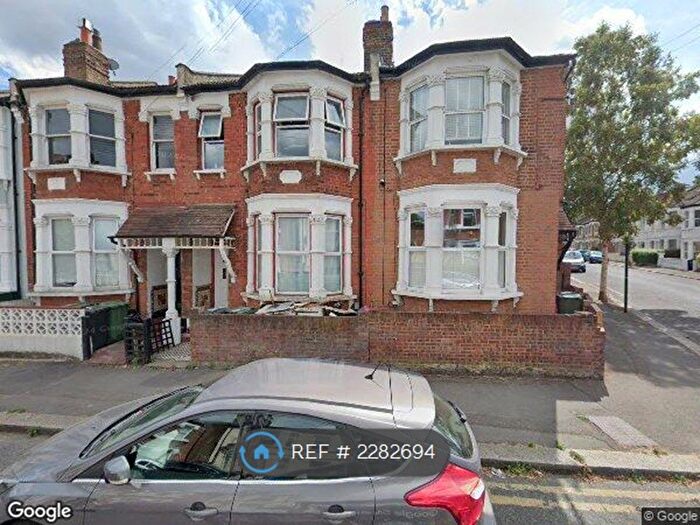 4 Bedroom Terraced House To Rent In Harpenden Road, London, SE27