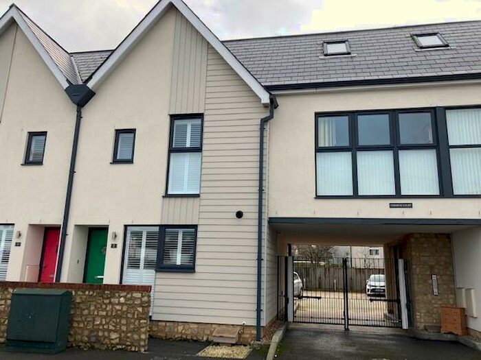 2 Bedroom House To Rent In Park Road, Hythe, CT21