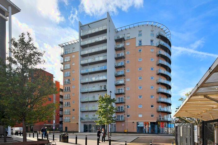 2 Bedroom Apartment To Rent In Coode House, Riverside, Millsands, Sheffield, S3