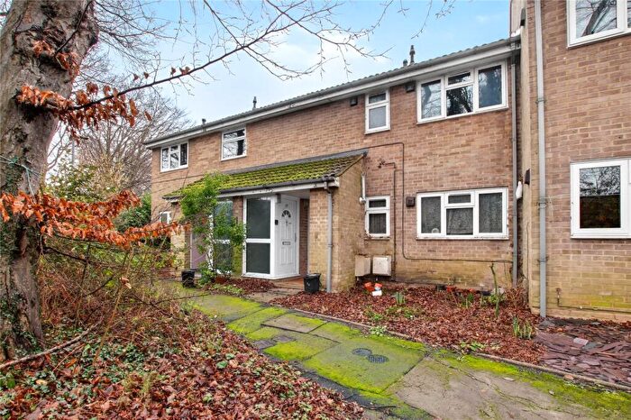 1 Bedroom Terraced House For Sale In Cherbury Close, Bracknell, Berkshire, RG12