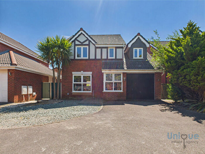 4 Bedroom Detached House For Sale In Ivy Gardens, Thornton-Cleveleys, FY5