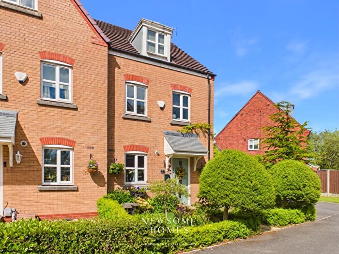3 Bedroom End Of Terrace House For Sale In Sheppard Street, Brymbo, LL11