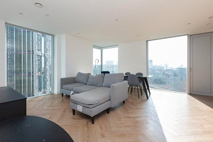 2 Bedroom Flat To Rent In Anaconda Cut, Greengate, M3