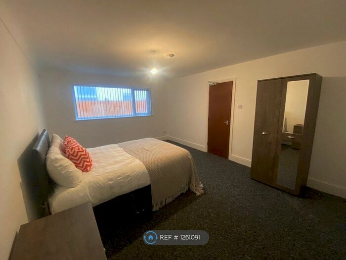 1 Bedroom Flat To Rent In Brattan Road, Birkenhead CH41