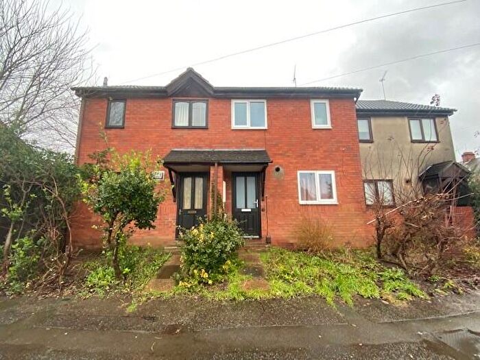 2 Bedroom Terraced House To Rent In Oliver Street, Rugby, CV21