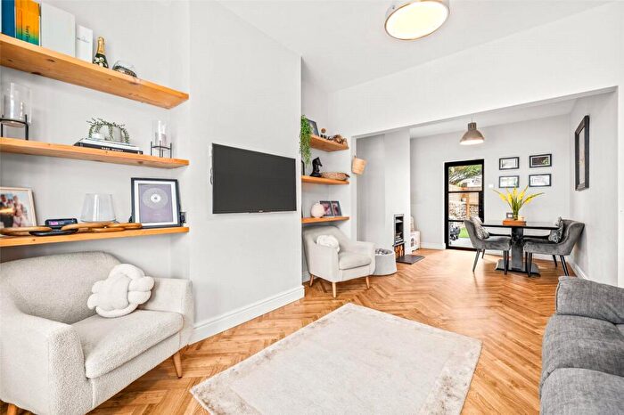 3 Bedroom Terraced House For Sale In Cowper Street, Hove, East Sussex, BN3