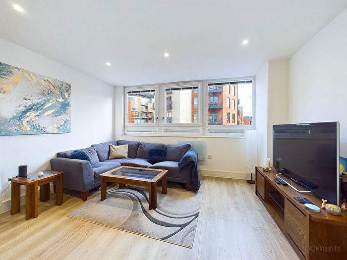 1 Bedroom Flat For Sale In Castle House, Desborough Road, High Wycombe, Buckinghamshire, HP11