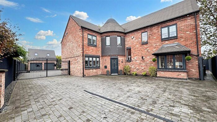 6 Bedroom Detached House For Sale In Badgers Croft, Thringstone, Coalville, LE67