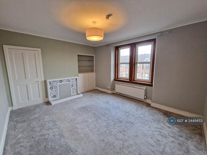 2 Bedroom Flat To Rent In Strathmartine Road, Dundee, DD3